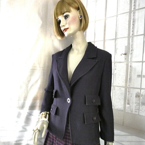 St. John Blazer Sz 10 Purple Diagonal Weave Knit 1 Button +4 Faux Pockts w Flaps